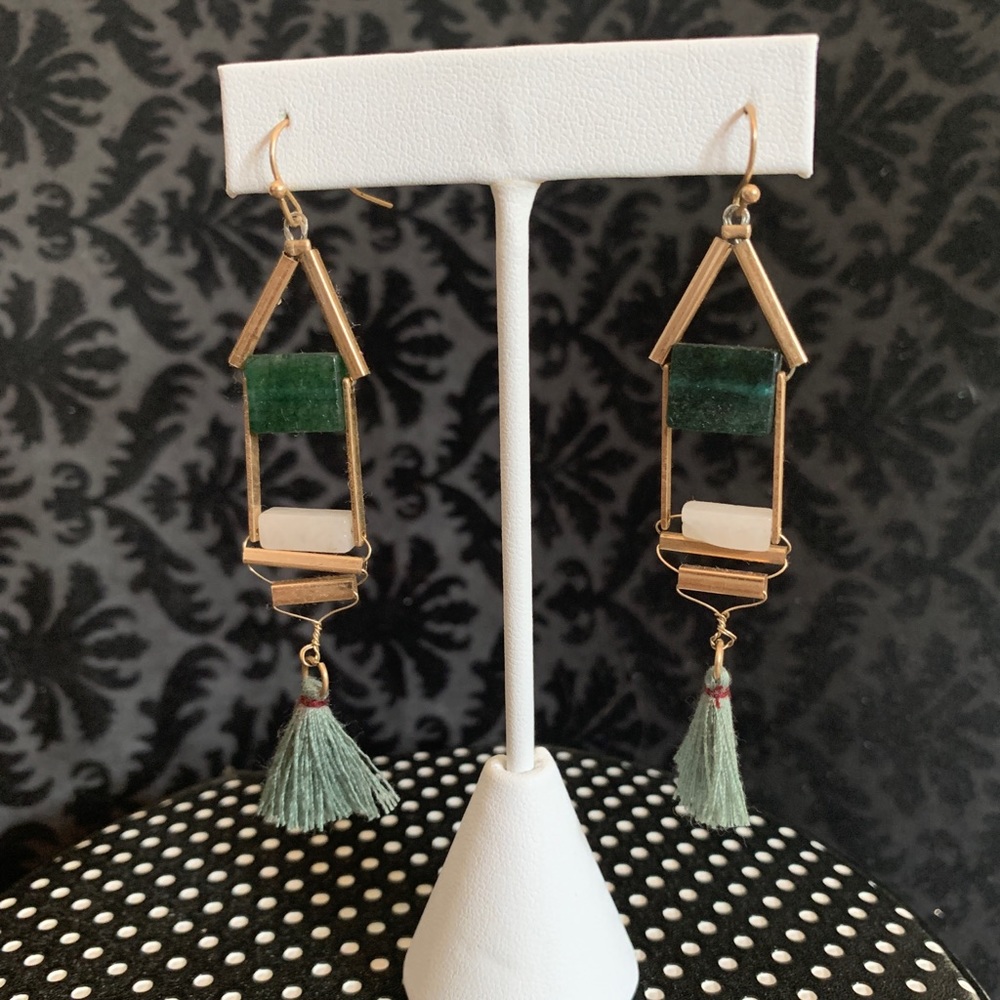 🌟 Olive Green Earrings 🌟